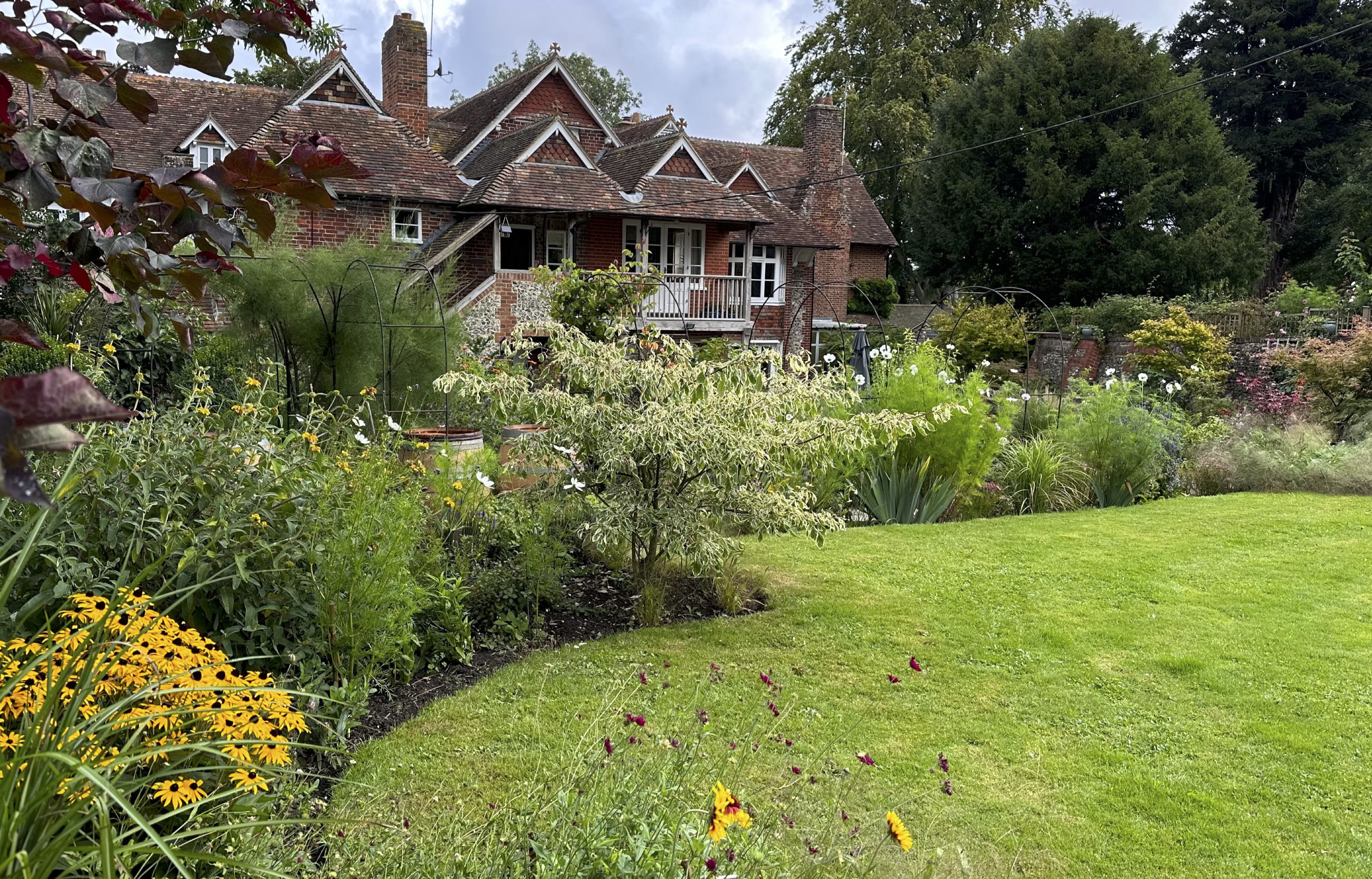 The Harmonious Retreat wide view of balanced garden